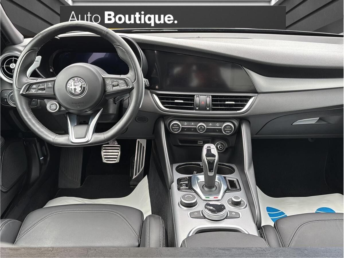 Alfa Romeo Giulia Veloce Q4 2.0 TURBO 16V AT8/DAB/KAMERA/+