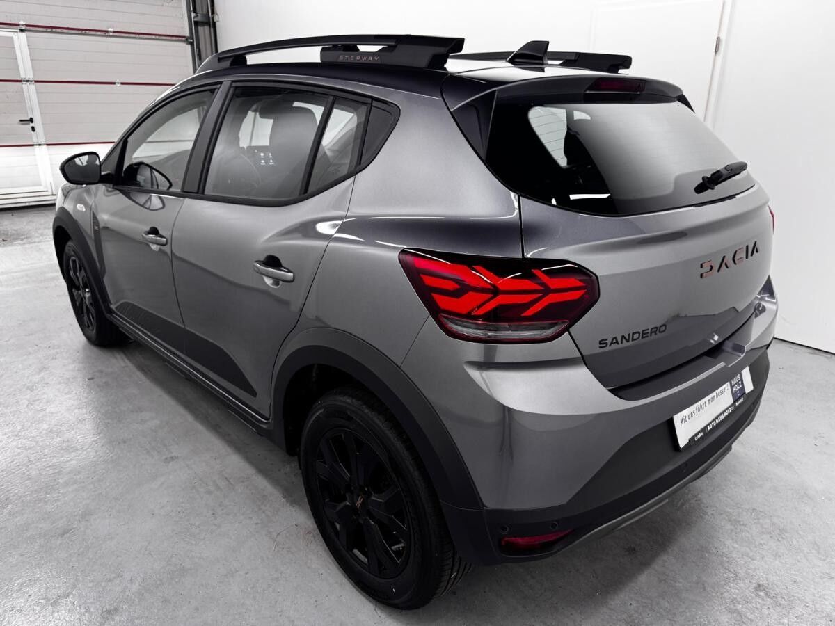 Dacia Sandero Stepway Stepway Extreme TCe 90 CVT 📲inkl. Full-Service