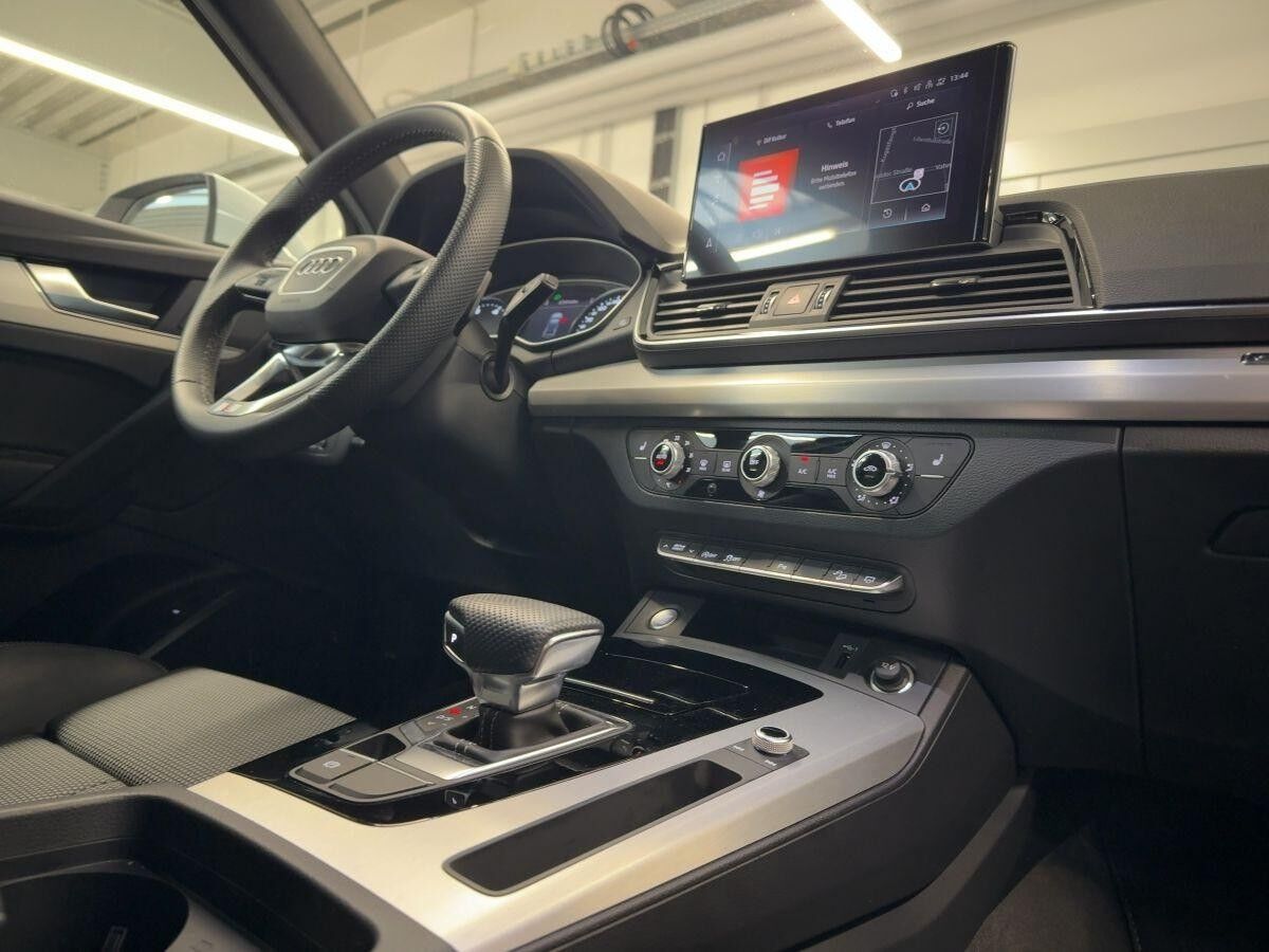 Audi Q5 S line 40 TDI quattro LED Navi Teilleder Sportsitze
