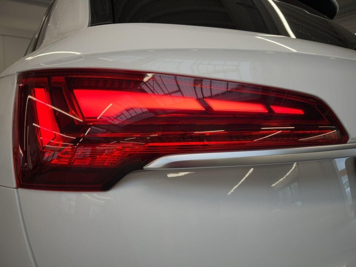 Audi Q5 S line 40 TDI quattro LED Navi Teilleder Sportsitze