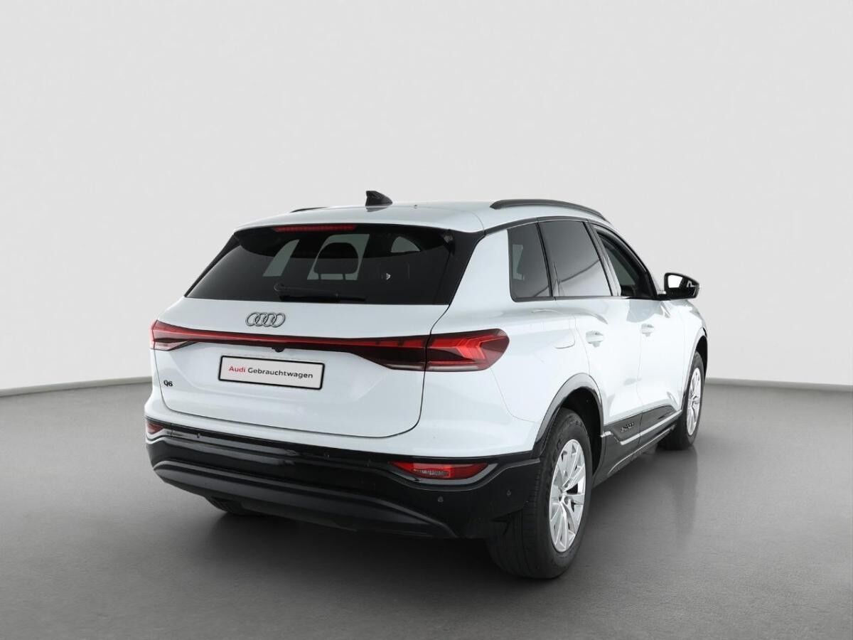 Audi Q6 e-tron Q6 SUV e-tron LED FLA 360 4xSHZ ACC AUT LM