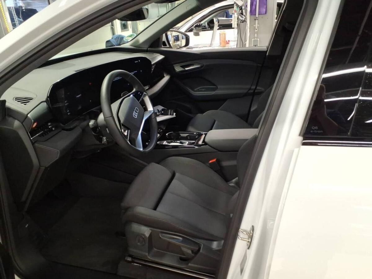 Audi Q6 e-tron Q6 SUV e-tron e-tron 360 4xSHZ ACC AUT LM