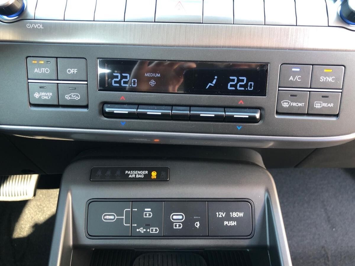 Hyundai KONA Elektro 🍂🎃HALLOWEEN-AKTION🍂🎃Trend 49kWh - 380km Navi LED ACC Apple CarPlay Android Auto SHZ