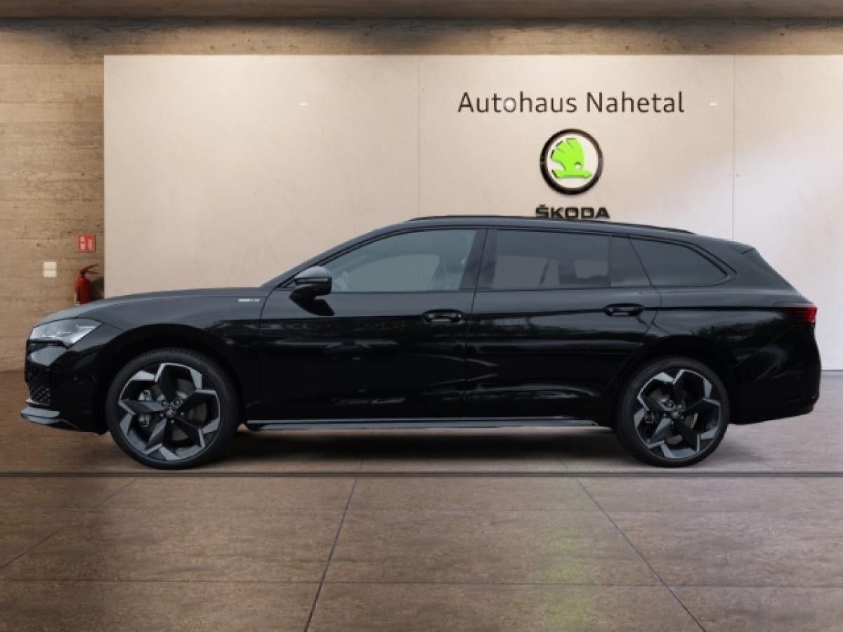 Skoda Superb Combi 2.0 TDI DSG 4x4 Sportline MATRIX NAVI HUD AHK PDC RÜFA  DCC CANTON
