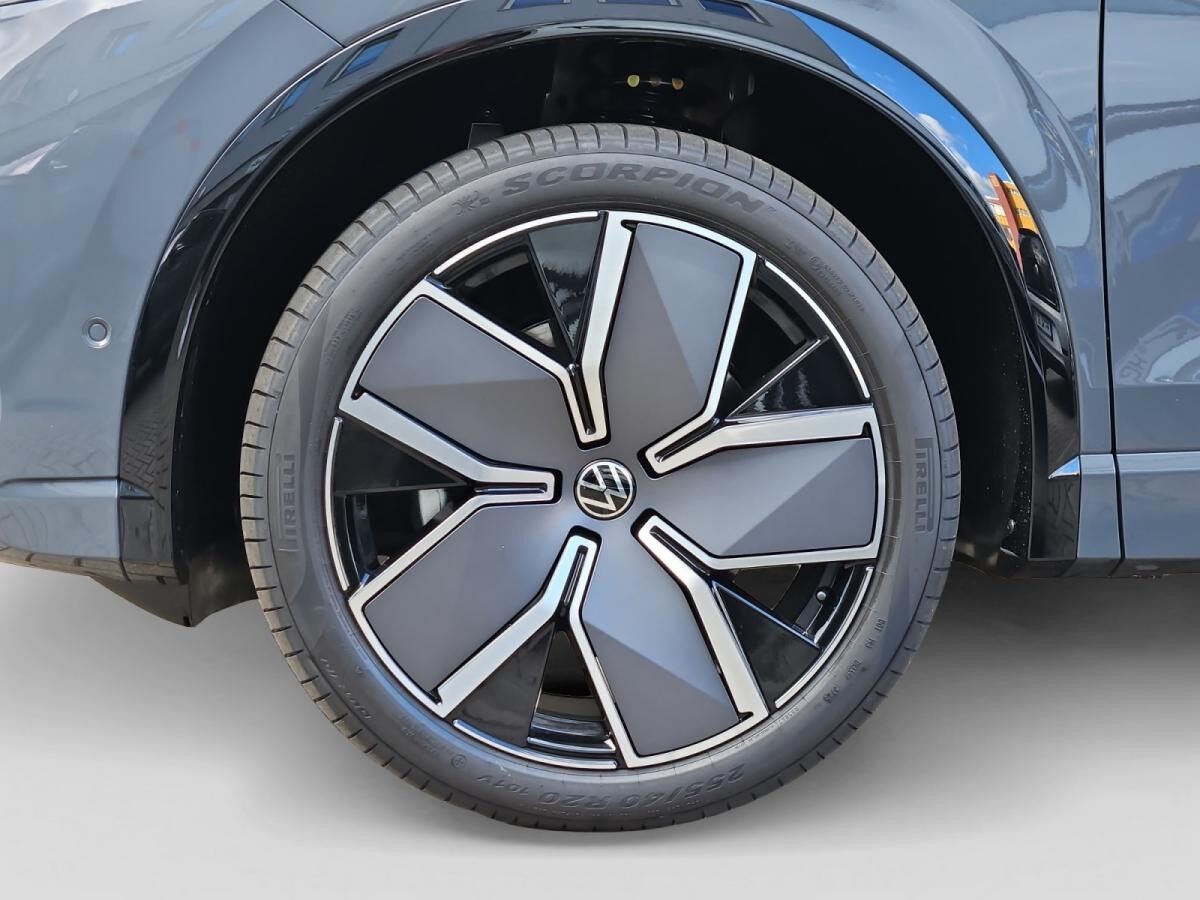 Volkswagen Tiguan R-Line 2,0 l TSI 4MOTION *Sofort Verfügbar*