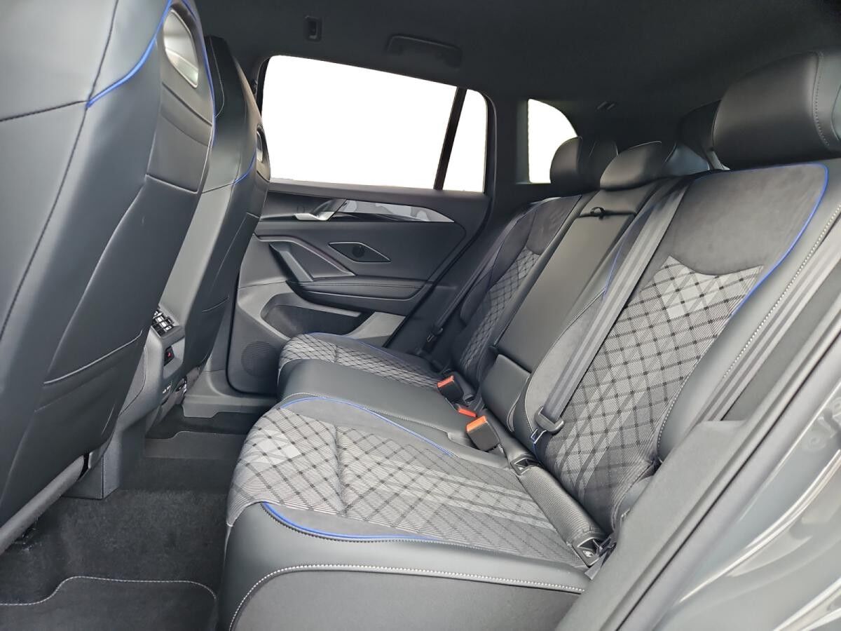 Volkswagen Tiguan R-Line 2,0 l TSI 4MOTION *Sofort Verfügbar*