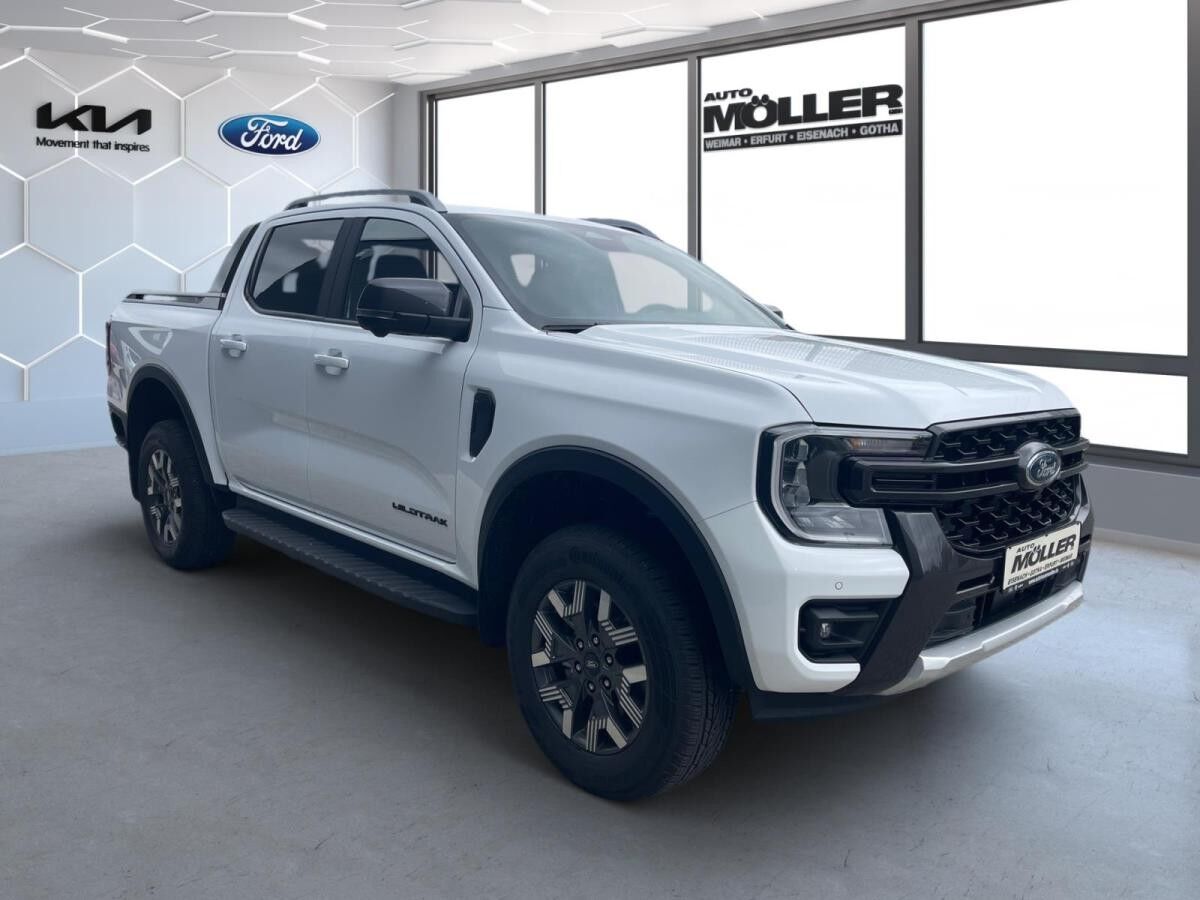 Ford Ranger Wildtrak 2.3 PHEV DoKa Allrad 360° Ford Ranger Wildtrak 2.3 PHEV DoKa Allrad 360°
