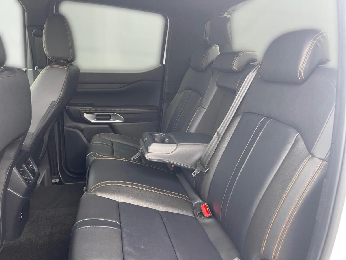 Ford Ranger Wildtrak 2.3 PHEV DoKa Allrad 360° Ford Ranger Wildtrak 2.3 PHEV DoKa Allrad 360°