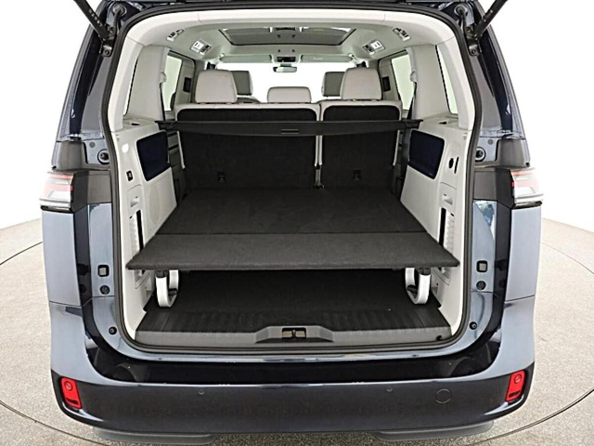 Volkswagen ID.Buzz Pro 286PS 86kWh 5Sitzer langer Radstand AHK Winterr. AreaView PANO Anschlussgarantie Volkswagen ID.Buzz Pro 286PS 86kWh 5Sitzer langer Radstand AHK Winterr. AreaView PANO Anschlussgarantie