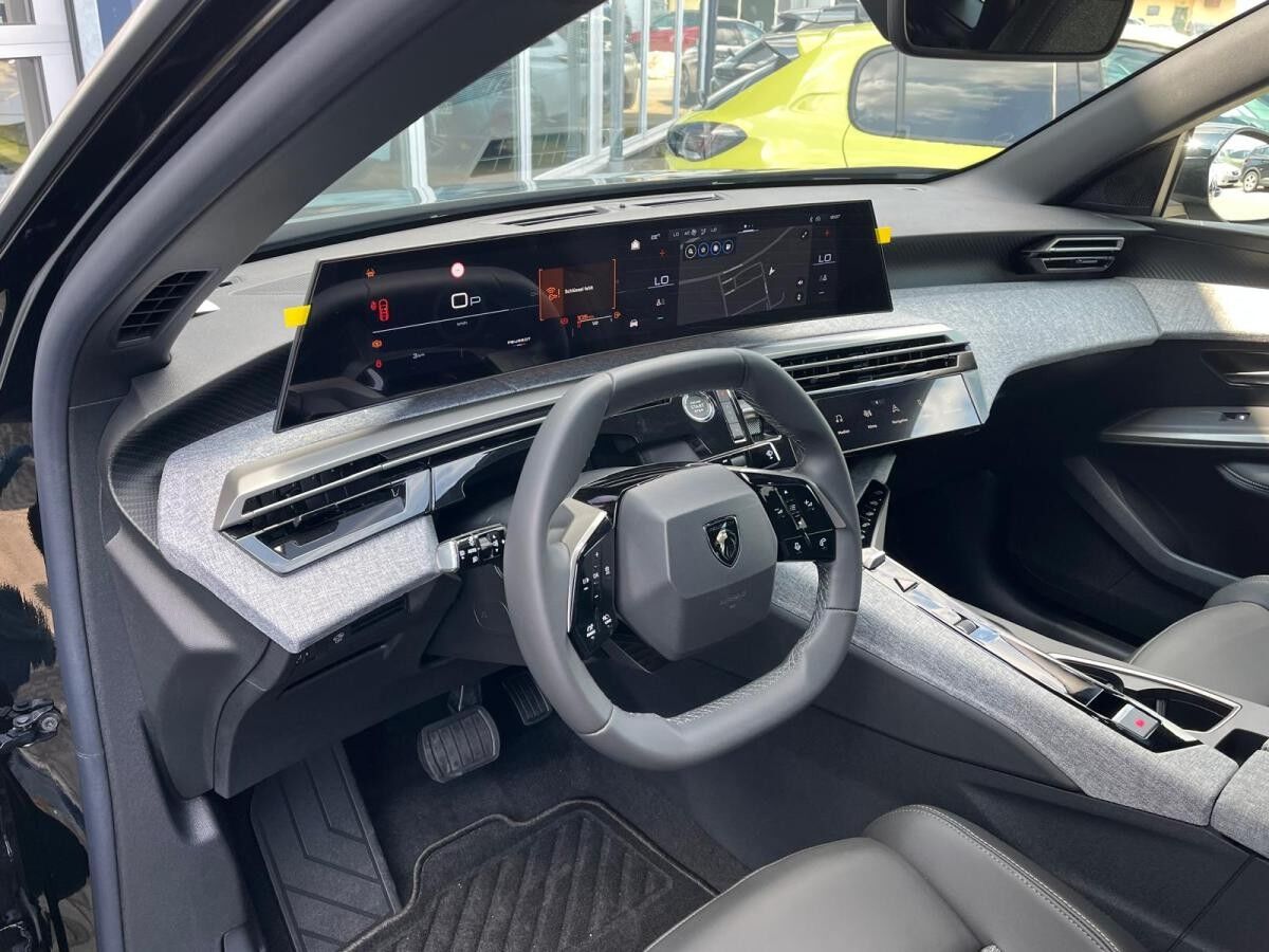 Peugeot 3008 Allure HYBRID 145 e-DSC6 !SOFORT!