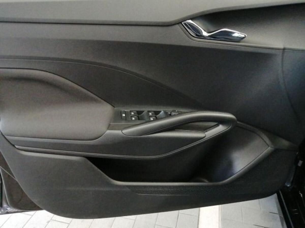 Skoda Fabia Essence 1,0 MPI 5-Gang-Schaltgetriebe