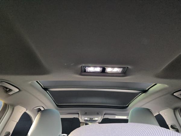 Audi Q3 SUV e-hybrid S tr. Matrix HUD 360 PANO 20