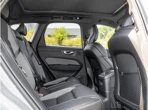 Volvo XC60 T8 Plus Black Edition