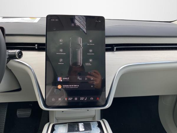 Volvo EX90 Twin Performance 6-Sitzer Ultra AHK Luftf