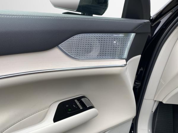 Volvo EX90 Twin Performance 6-Sitzer Ultra AHK Luftf