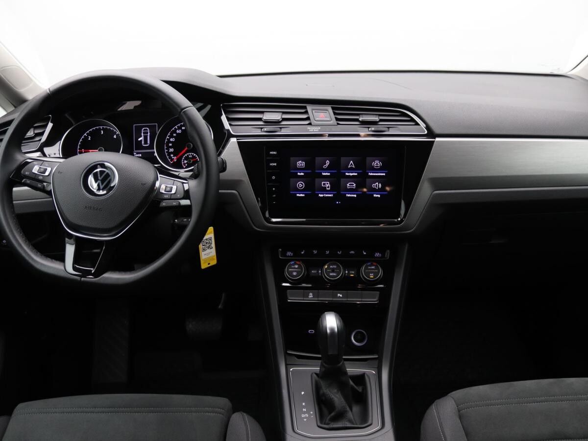 Volkswagen Touran Comfortline 2.0 TDI DSG / Navi, LED, RFK