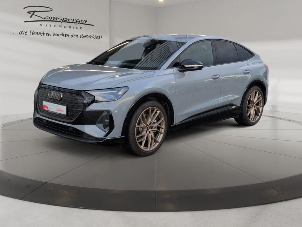 Audi Q4 e-tron Sportback 45 S line, AHK, Kamera,  Matrix,  ACC