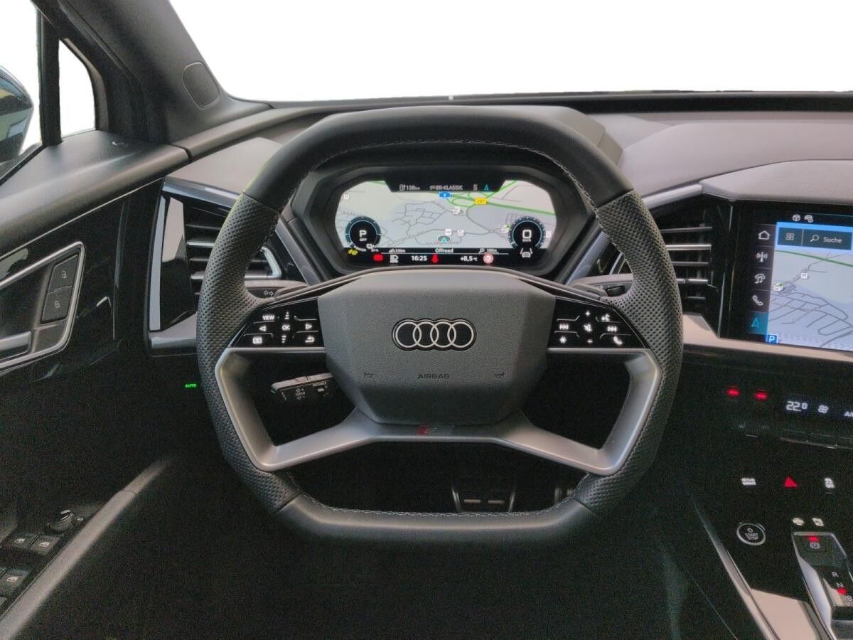 Audi Q4 e-tron Sportback 45 S line, AHK, Kamera,  Matrix,  ACC