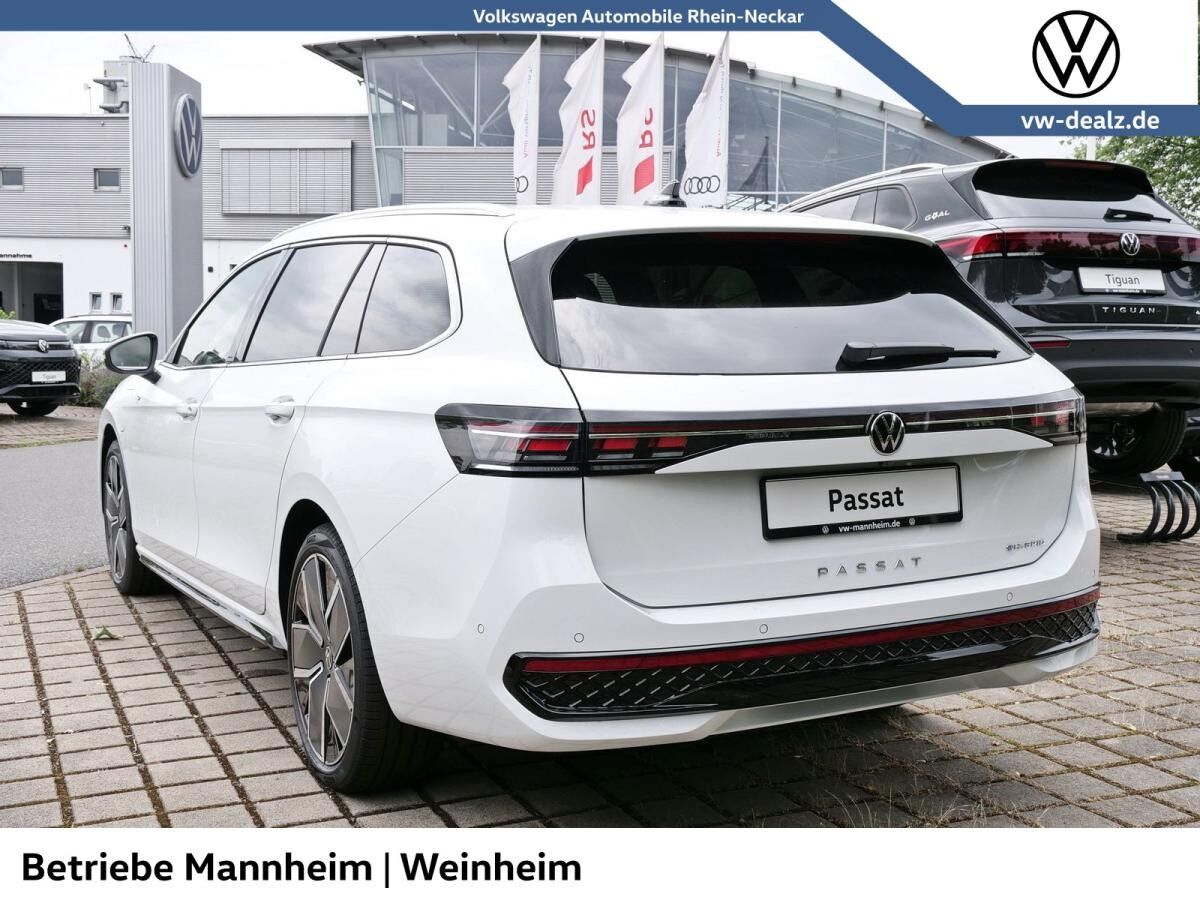 Volkswagen Passat R-Line 1.5 eHybrid OPF DSG LED Klima ALU