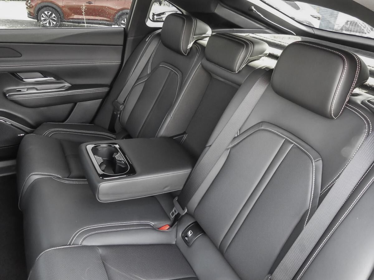 Mazda 6e EV 258ps 1AT RWD Takumi HUD SONY NAVI