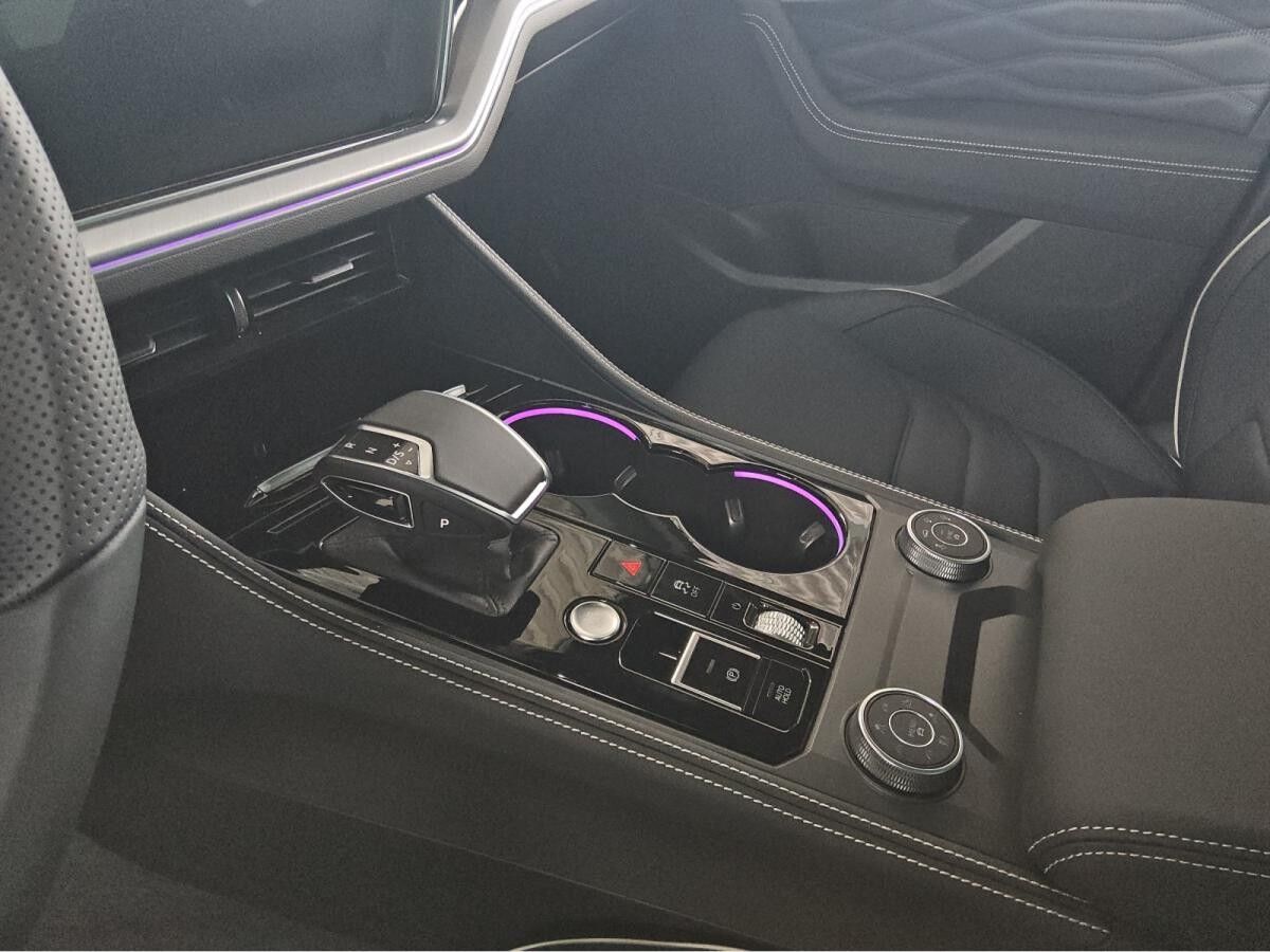 Volkswagen Touareg R-Line V6 *sofort verfügbar*