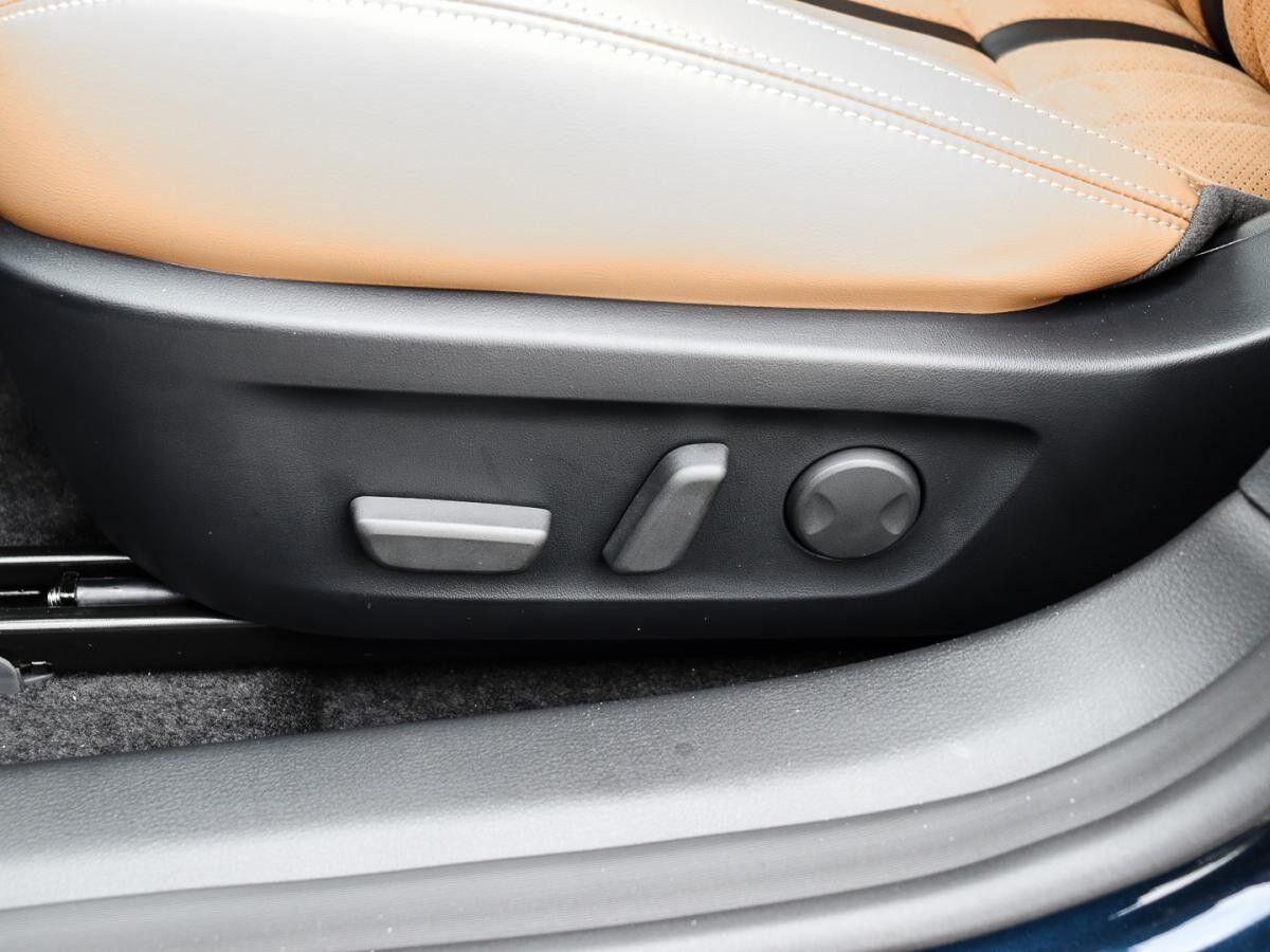 Mazda 6e EV 258ps 1AT RWD Takumi Plus HUD SONY NAVI