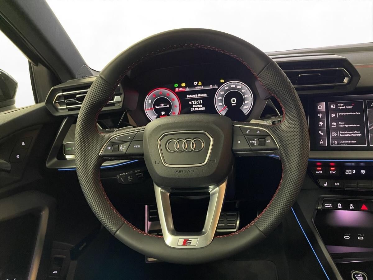 Audi A3 Sportback TFSI S line AHK Pano Matrix LM 19" Navi