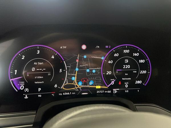 Volkswagen Touareg 3.0 TDI V6 4M R-Line AHK Matrix LM 19" Navi RFK ACC