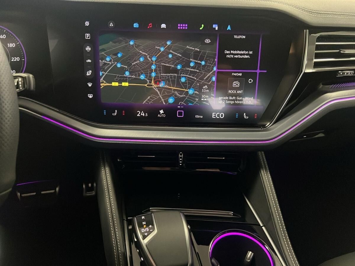 Volkswagen Touareg 3.0 TDI V6 4M R-Line AHK Matrix LM 19" Navi RFK ACC