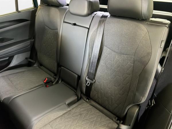 Volkswagen Tayron 2.0 TDI 4M Life 7-Sitzer AHK Matrix LM 18" Navi ACC