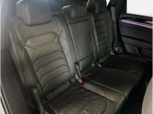 Volkswagen Touareg 3.0 TDI V6 4M R-Line AHK Matrix LM 19" Navi RFK ACC