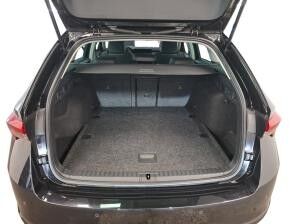 Skoda Octavia Combi 1.5 TSI Selection RFK LED ACC