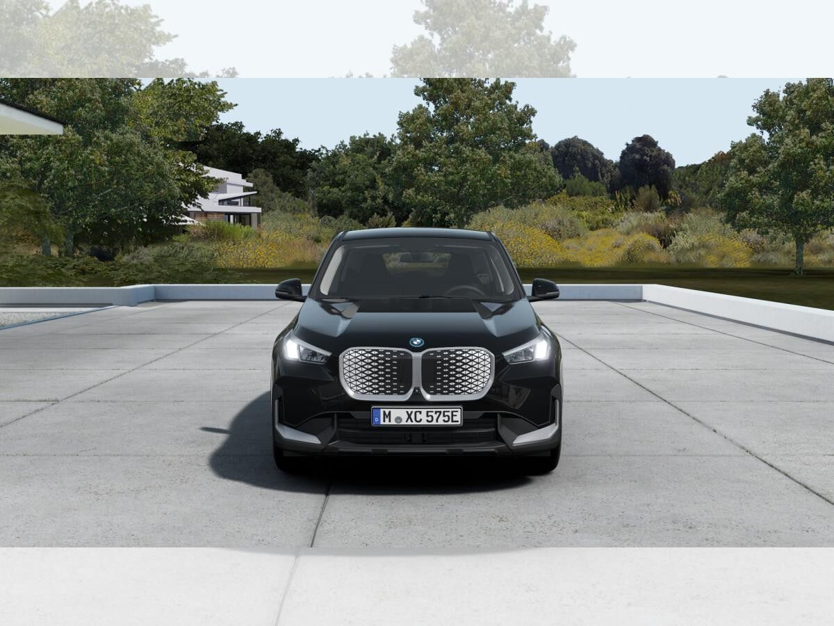 BMW iX1 eDrive20 inkl. Sitzheizung,  Navi, LED, uvm.