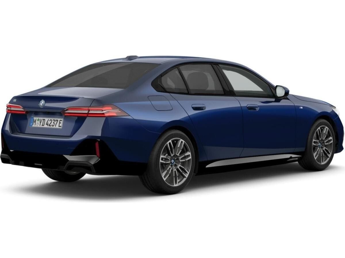 BMW i5 eDrive40 Limousine MSport **inkl. Winterräder**