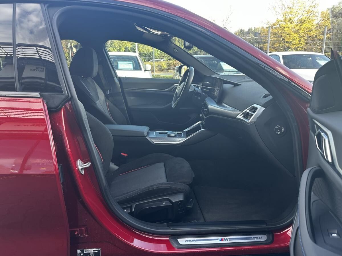 BMW i4 eDrive40 M Sport //Adapt.LED DrivingAssistant HUD