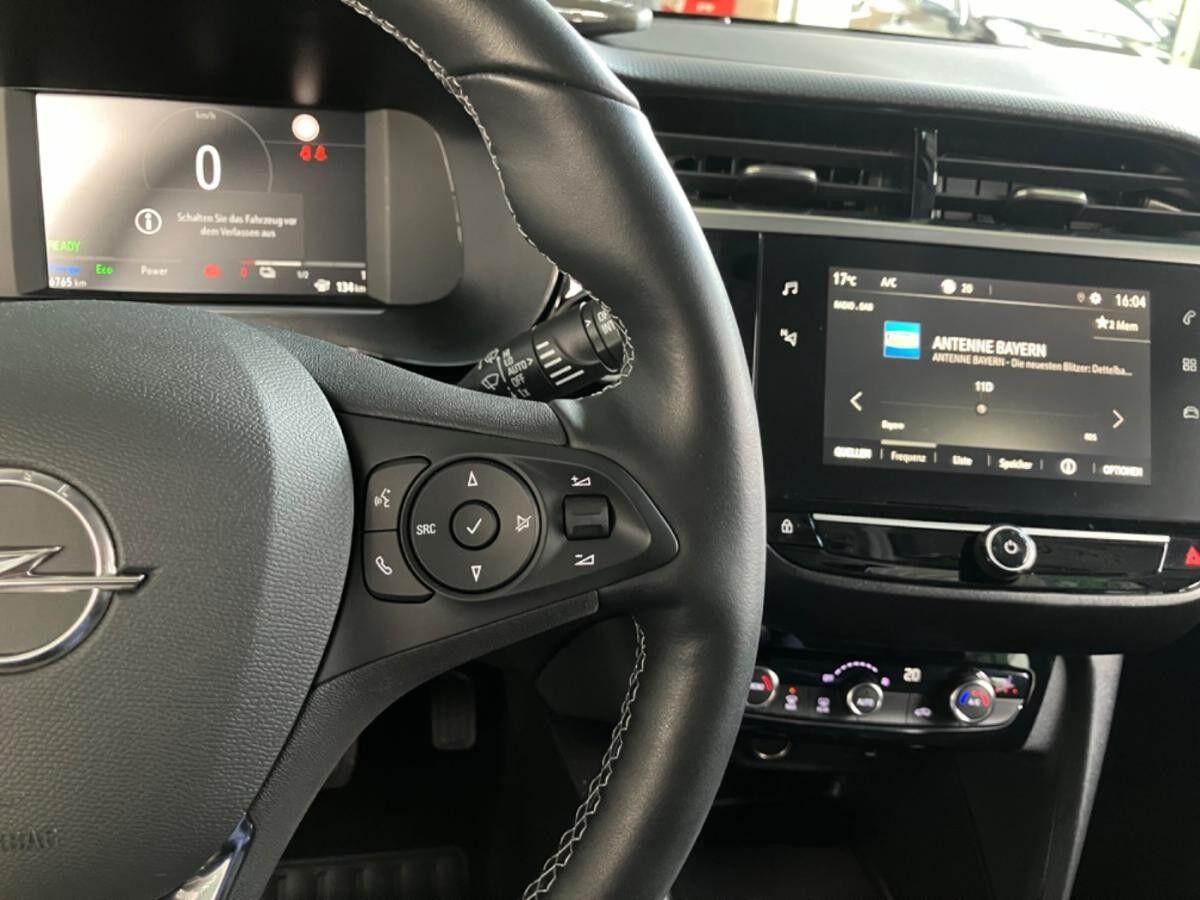 Opel Corsa F e Elegance LED+SHZ+Fernlichtass.+Kam.+LM