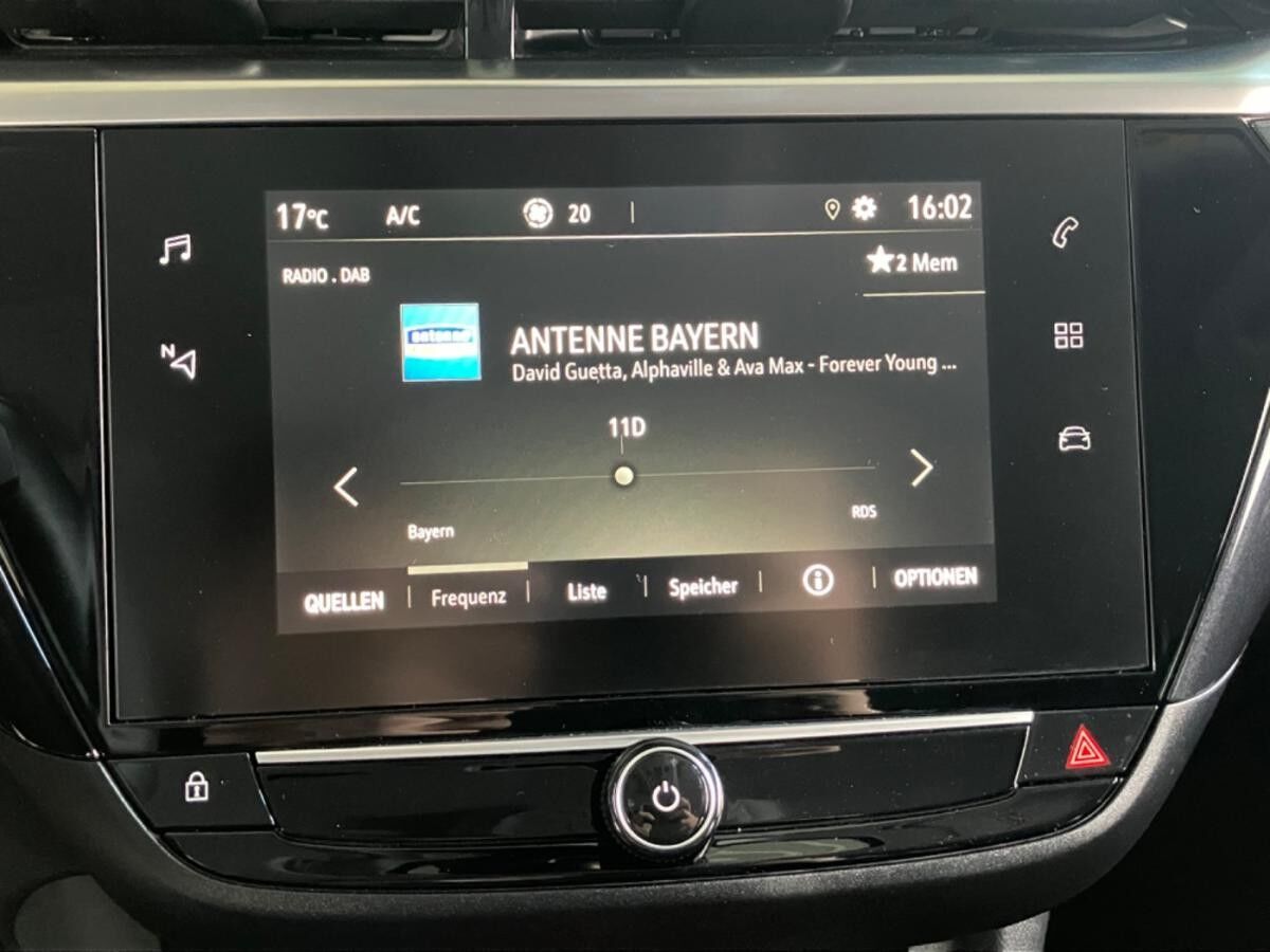 Opel Corsa F e Elegance LED+SHZ+Fernlichtass.+Kam.+LM