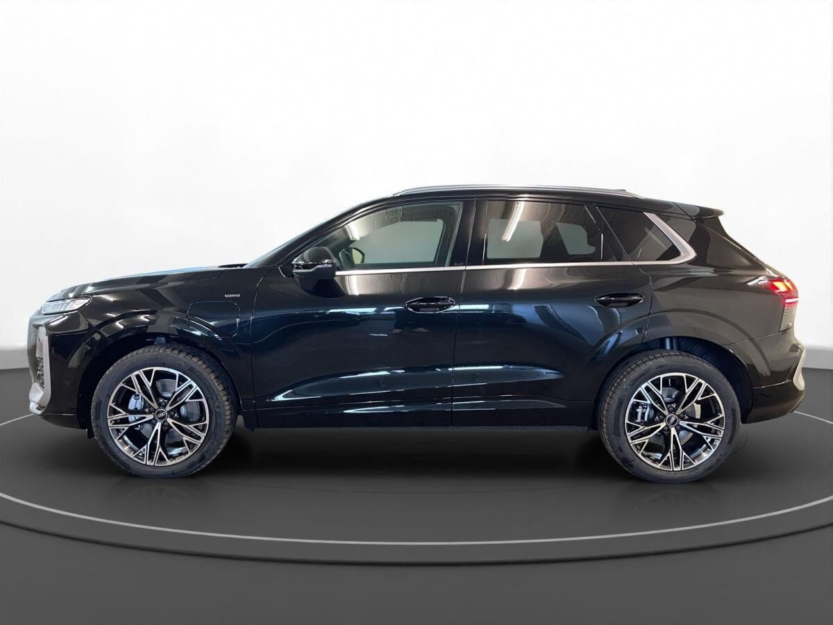 Audi Q3 e-hybrid S tronic LED LM 19" Navi PDC+RFK