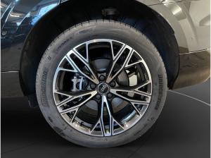 Audi Q3 e-hybrid S tronic LED LM 19" Navi PDC+RFK