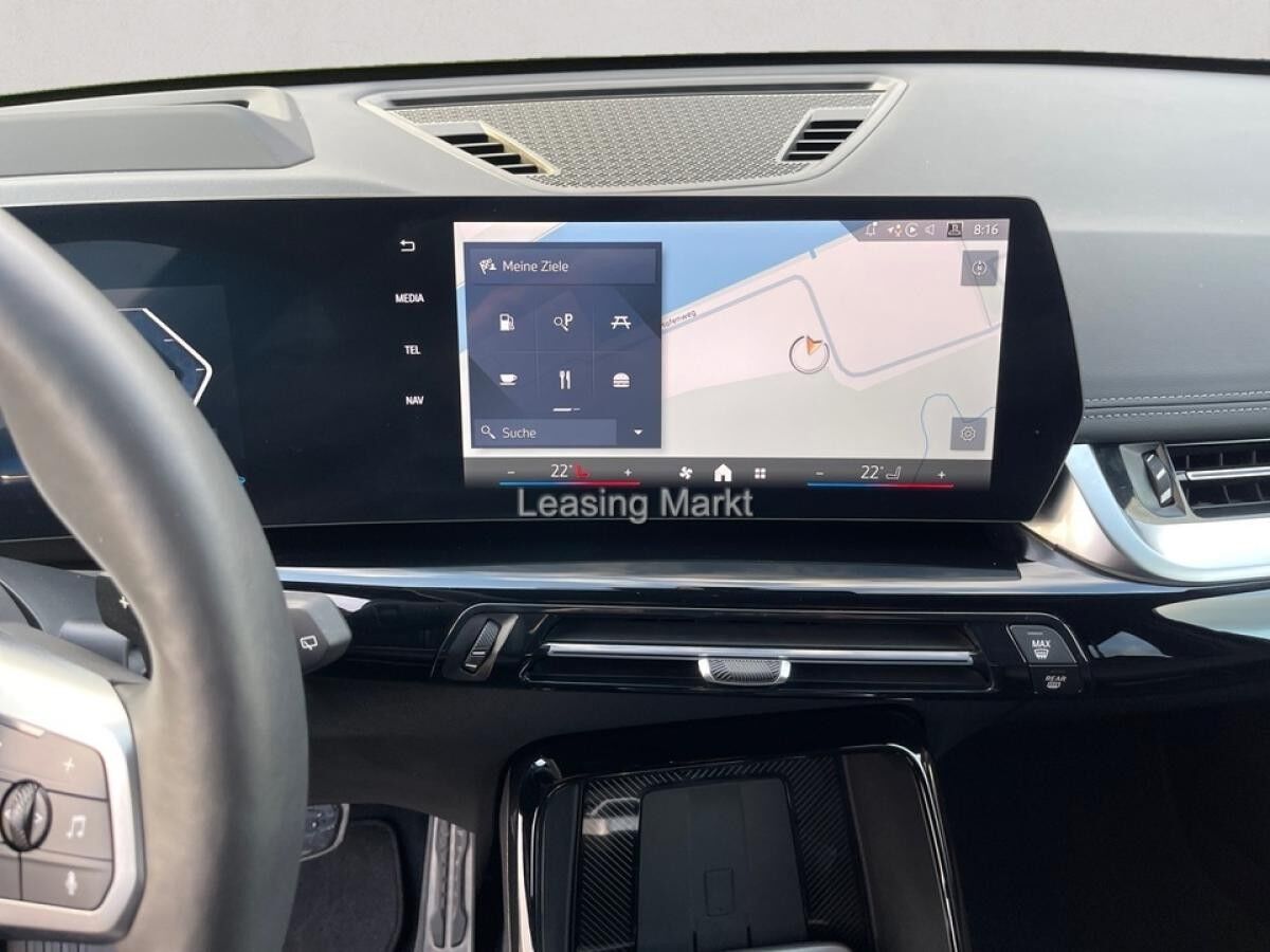 BMW X1 xDrive23i M Sport / NP= 68.460,- / Pano / AHK