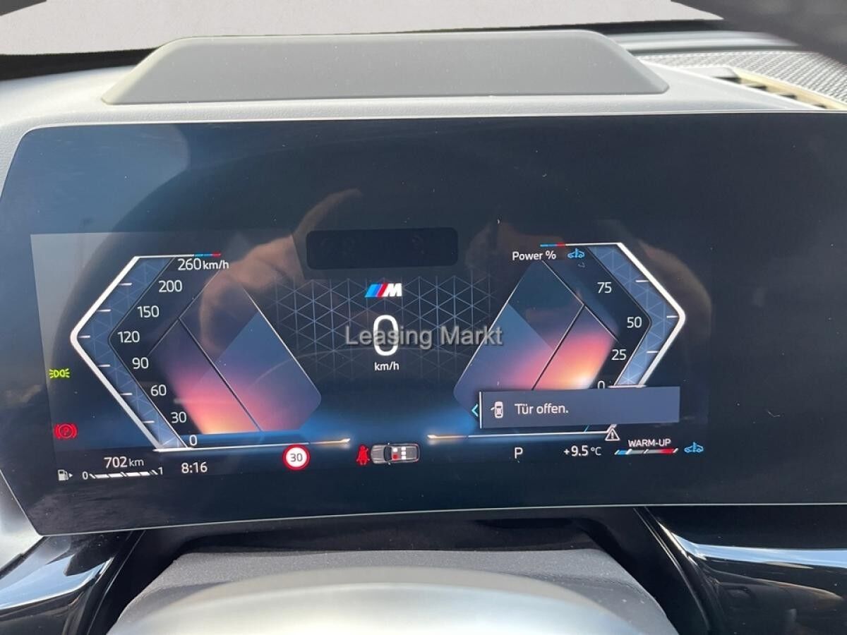 BMW X1 xDrive23i M Sport / NP= 68.460,- / Pano / AHK