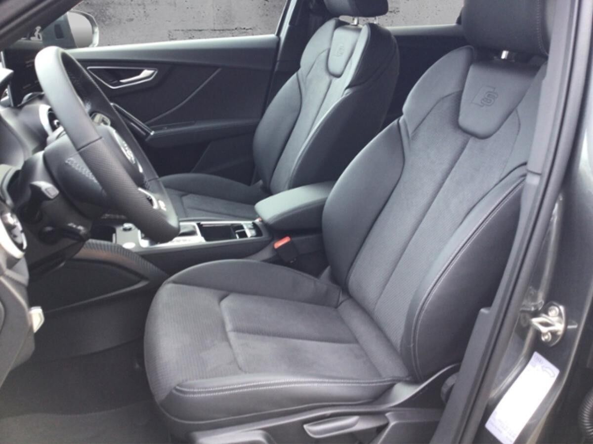 Audi Q2 S line 40 TFSI quattro S tronic