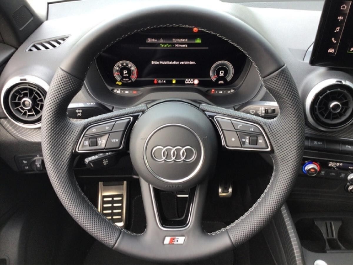 Audi Q2 S line 40 TFSI quattro S tronic