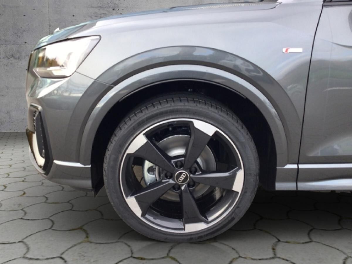 Audi Q2 S line 40 TFSI quattro S tronic