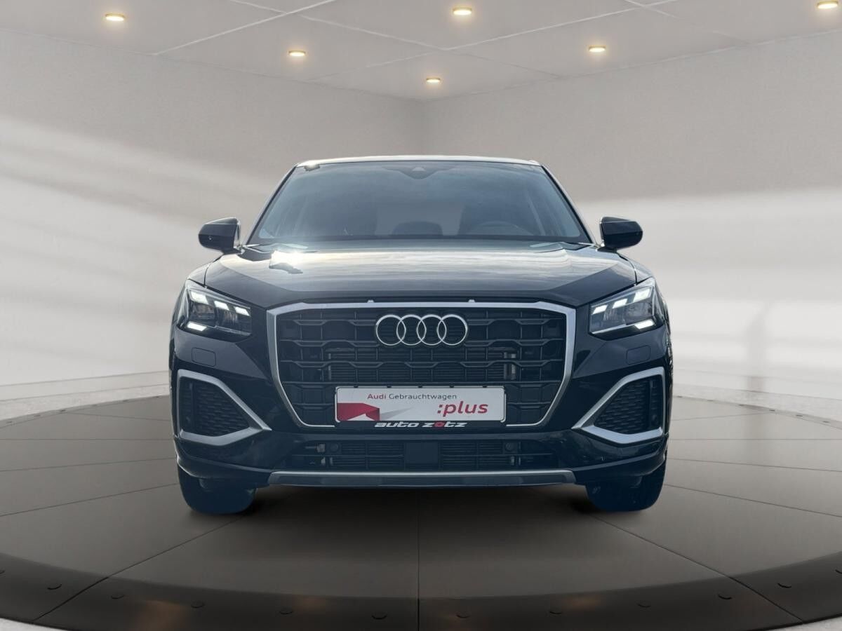 Audi Q2 advanced 35 TFSI S tronic matrix, AHK, Navi