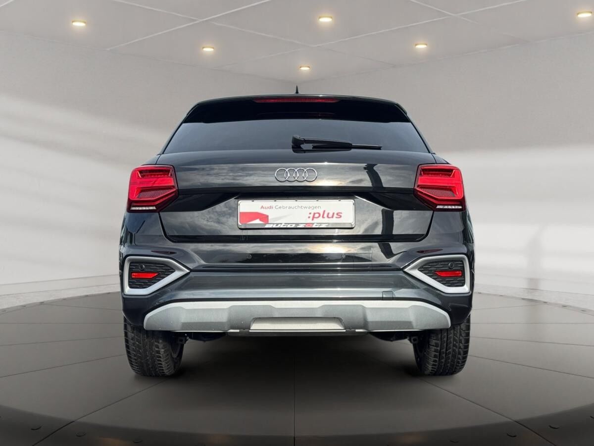 Audi Q2 advanced 35 TFSI S tronic matrix, AHK, Navi
