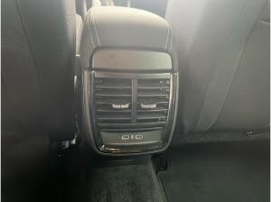 Skoda Kamiq Tour 1.5 TSI DSG BLACK NAVI AHK LED