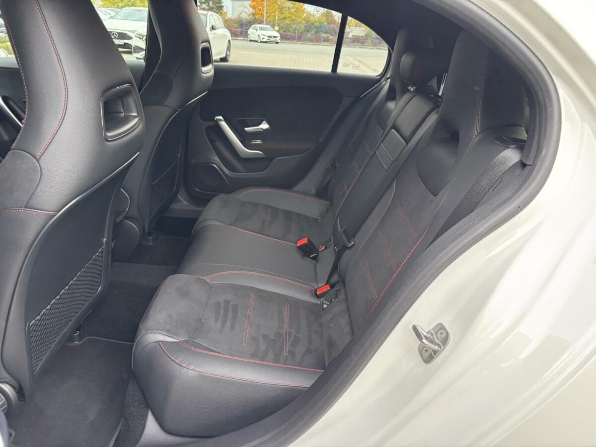 Mercedes-Benz A 200 A -Klasse (BM 177)