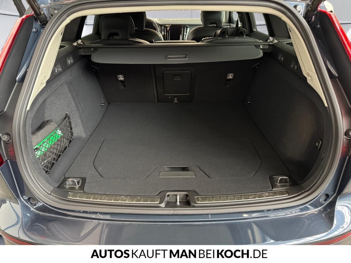 Volvo V60 T6 AWD Plug-in Hybrid Plus Bright