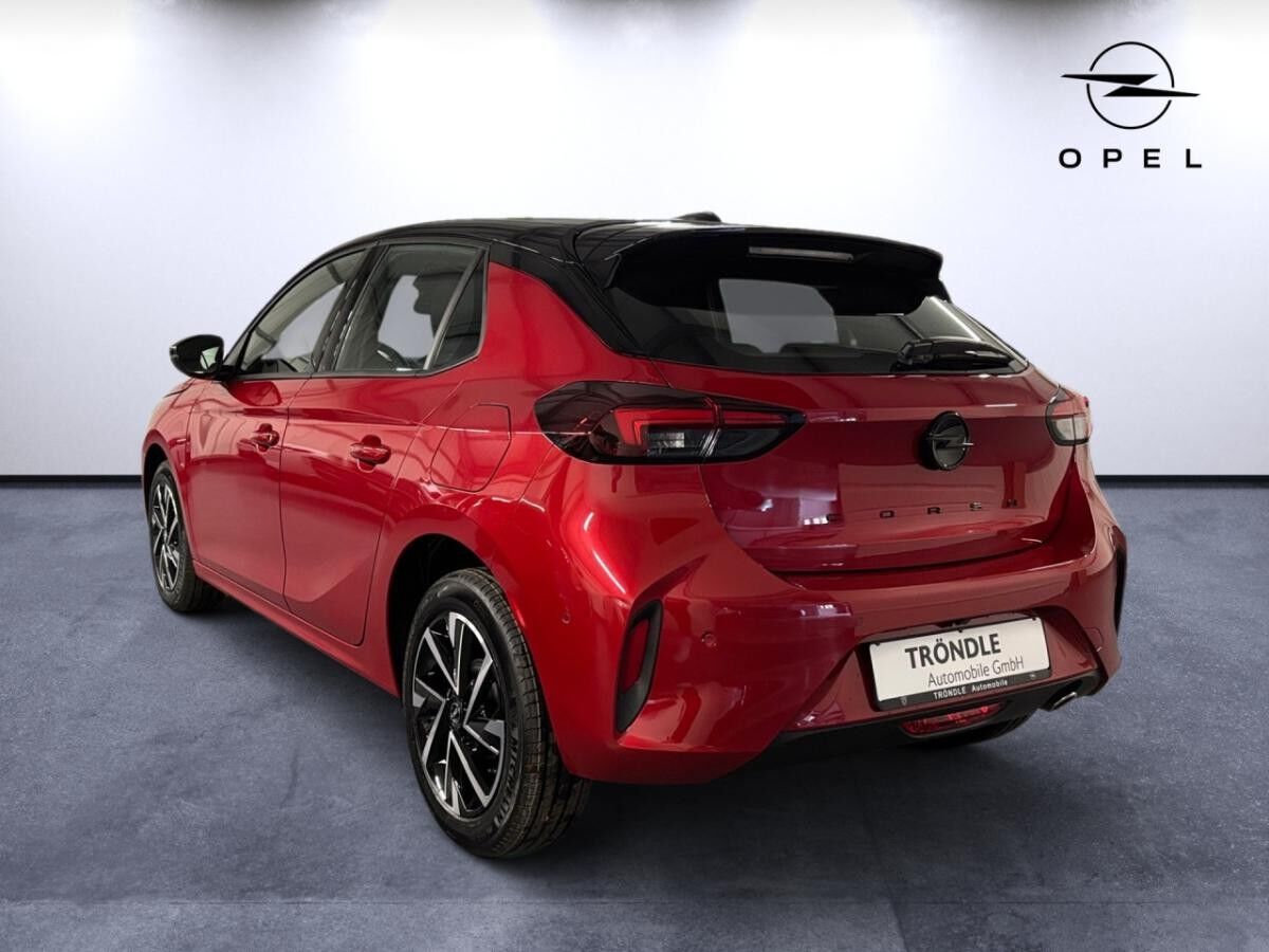 Opel Corsa 1.2 GS PDC vo + hi Kamera CarPlay